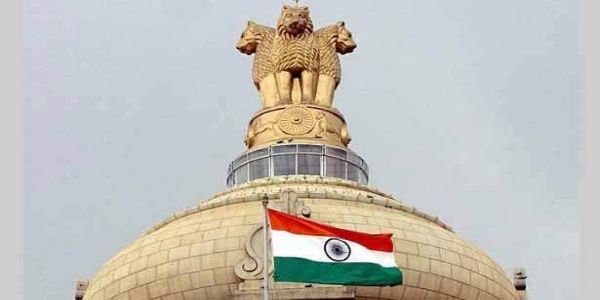 20 லிட்டர் கேனில் பெட்ரோல் விற்பனை- உரிமத்தை ரத்து செய்து மத்திய அரசு அதிரடி..!