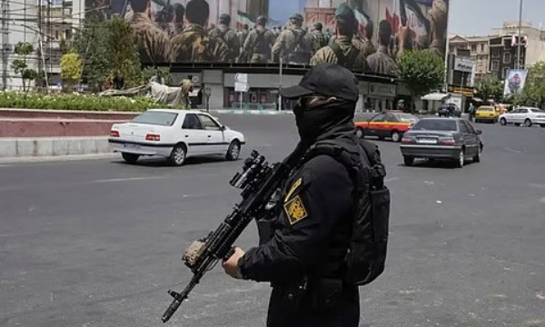 100-க்கும் மேலான உளவாளிகள் கைது நடவடிக்கையால் அமெரிக்கா மற்றும் இஸ்ரேலுக்கு பின்னடைவு - ஈரான் தகவல்