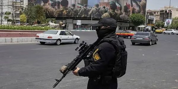 100-க்கும் மேலான உளவாளிகள் கைது நடவடிக்கையால் அமெரிக்கா மற்றும் இஸ்ரேலுக்கு பின்னடைவு - ஈரான் தகவல்