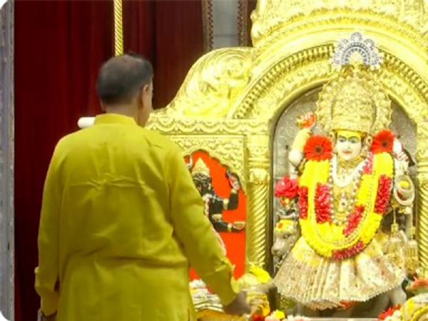 இந்தியா முழுவதும் சைத்ர நவராத்திரி தொடக்கம் - முக்கிய கோவில்களில் சிறப்பு ‘ஆரத்தி’