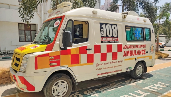 ஆம்புலன்ஸ் ஆம்புலன்ஸ்