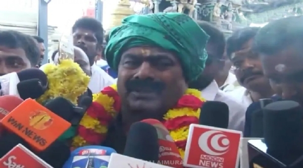Seeman Offers Worship in Thiruthani