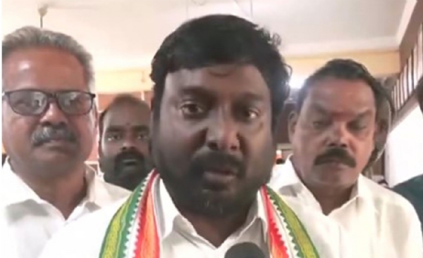 எல்பிஜி பற்றாக்குறை தொடர்பாக மக்களவையில் ஒத்திவைப்புத் தீர்மானத்தை கொண்டுவந்த காங்கிரஸ் எம்.பி. விஜய் வசந்த்