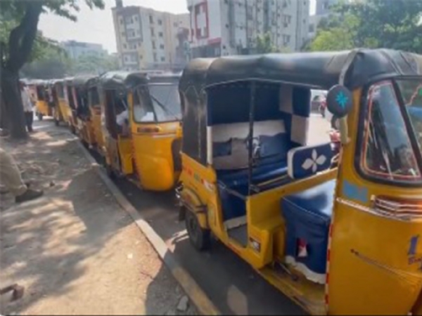 Autos waiting in long queues at gas stations in Hyderabad. Autos waiting in long queues at gas stations in Hyderabad.