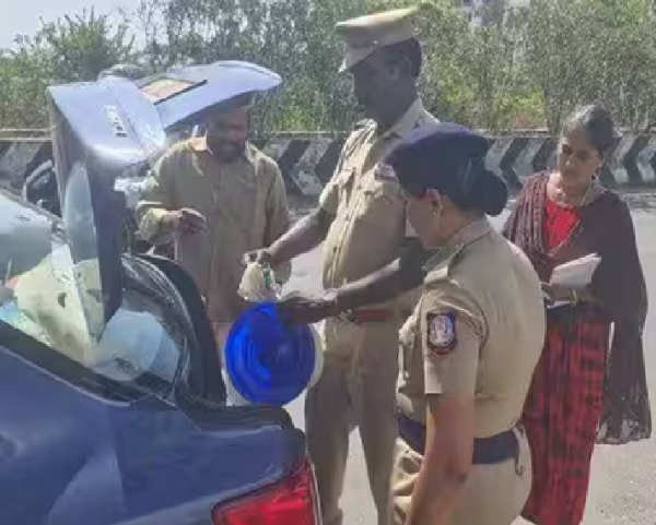 கன்னியாகுமரியில்  கடந்த 24 மணி நேரத்தில் ரூ.1,90,000 பறிமுதல் - தேர்தல் பறக்கும் படையினர் நடவடிக்கை