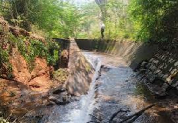 சேத்துமடை கால்வாய்