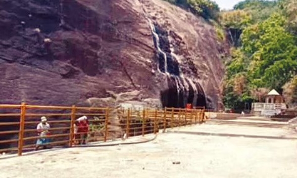 புதுப்பிக்கப்பட்ட பழைய குற்றாலம் அருவியில் விரைவில் குளிக்க அனுமதி