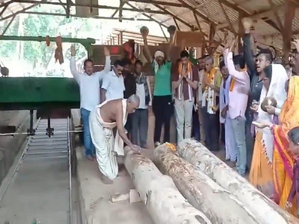 ஒடிசா மாநிலத்தின் பூரி நகரில் ஜெகநாத ரத யாத்திரை ஏற்பாடுகள் தொடக்கம்