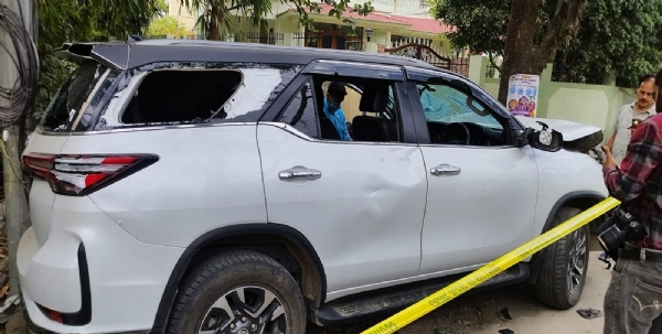 டேராடூன் ராஜ்பூரில் காலை நடைப்பயணத்தின்போது ஓய்வுபெற்ற ராணுவ பிரிகேடியர் சுட்டுக் கொலை டேராடூன் ராஜ்பூரில் காலை நடைப்பயணத்தின்போது ஓய்வுபெற்ற ராணுவ பிரிகேடியர் சுட்டுக் கொலை