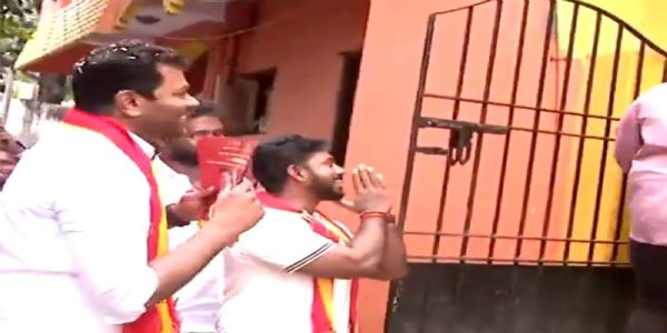 தமிழகத் தேர்தல் களத்தில் தனது பிரச்சாரத்தைத் தொடங்கிய  தமிழக வெற்றிக் கழக ஆதவ் அர்ஜுனா