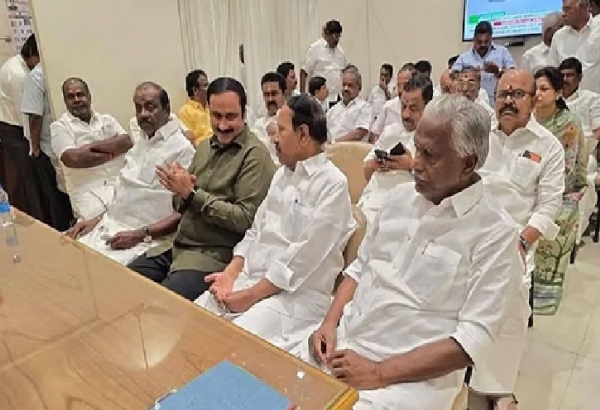 மாநிலங்களவை தேர்தல் - தம்பிதுரை மற்றும் அன்புமணி வேட்பு மனு தாக்கல்