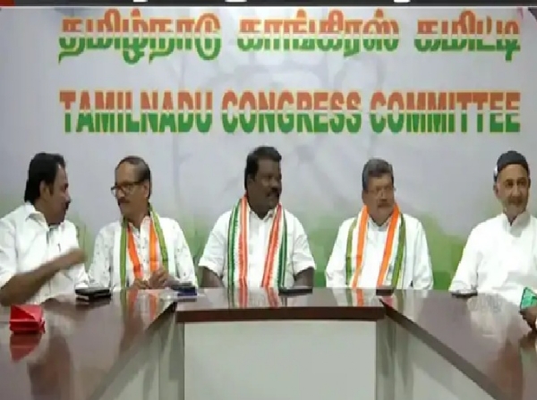 Girish Chodankar suddenly faints Girish Chodankar suddenly faints