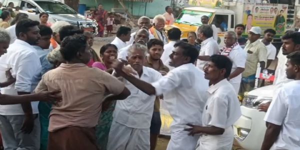 அதிமுக வேட்பாளர் முன்னிலையில் களேபரம் - நிலக்கோட்டையில் பரபரப்பு