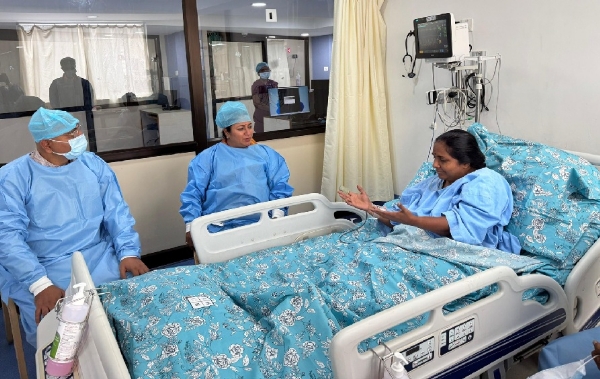 Rekha Gupta personally met Vanathi Srinivasan