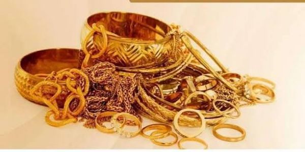 சென்னை அடையாறில் ரூ.245 கோடி மதிப்பிலான தங்க, வைர நகைகள் பறிமுதல்