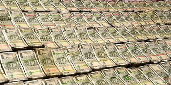 தாம்பரம் அருகே ரூ.1 கோடியே 2 லட்சம் பணம் பறிமுதல்