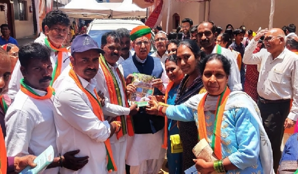 தொகுதி மறுவரையறை மசோதா தோற்கடிக்கப் படவில்லை, பரிசீலனையில் உள்ளது - மத்திய அமைச்சர் அர்ஜூன்ராம் மேக்வால்