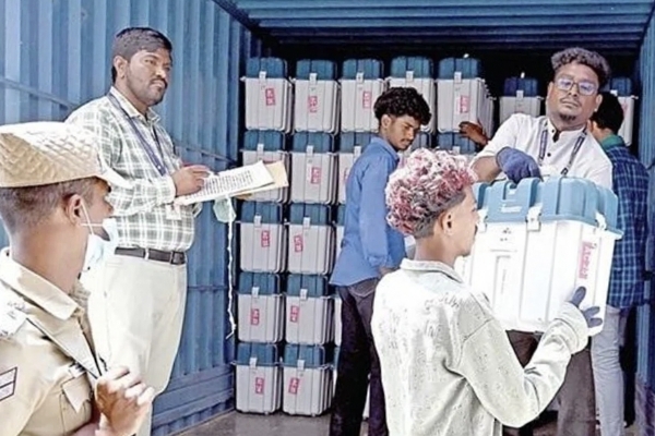 வாக்குப்பதிவு இயந்திரங்கள்