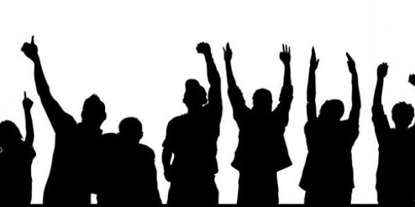 பாளையங்கோட்டையில் பணம் விநியோகம் சர்ச்சை - “எங்களுக்கு கிடைக்கவில்லை” என மக்கள் போராட்டம்