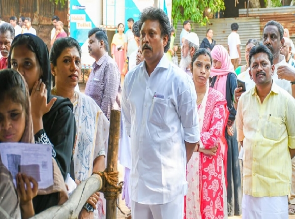 Minister Anbil Mahesh