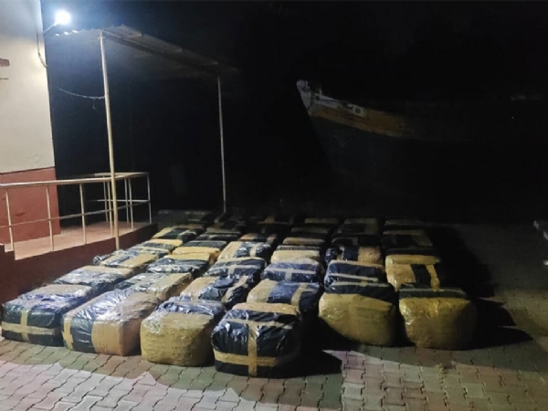 Beedi leaves worth Rs 50 lakh seized.