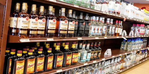 மதுபானங்களின் விலை மீண்டும் உயர்வு -கர்நாடகாவில் மே 1 முதல் அமல்