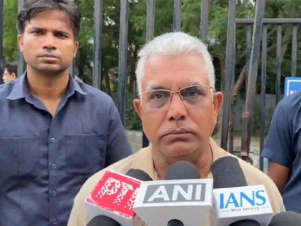 திரிணாமுல் எம்.பி. மிதாலி பாக் வாகன அணி மீதான தாக்குதலில் பாஜக-வுக்கு பங்கில்லை - பாஜக வேட்பாளர் திலீப் கோஷ் மறுப்பு