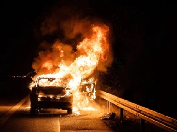 Car Suddenly Catches Fire