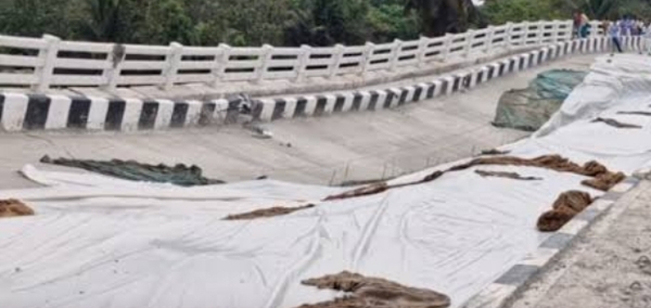 மேம்பாலம்