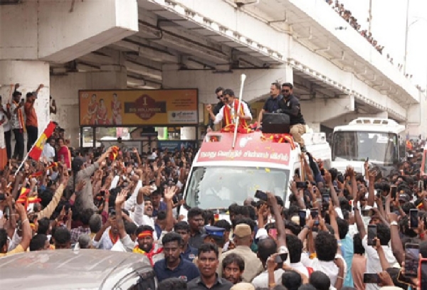 தூத்துக்குடி, திருநெல்வேலி தவெக நிர்வாகிகள் 11 பேர் மீது வழக்குப் பதிவு