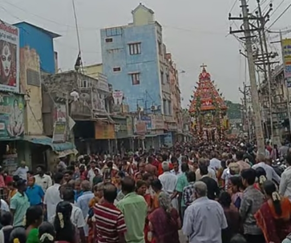 Chithirai Festival Chariot Procession