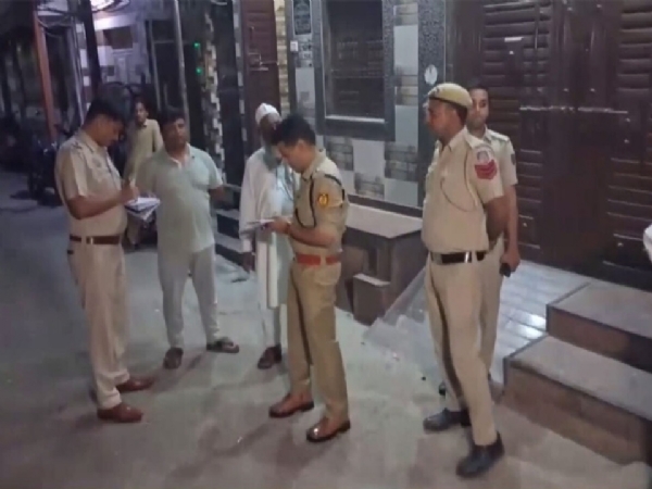 16-Year-Old Boy Stabbed to Death in Delhi 16-Year-Old Boy Stabbed to Death in Delhi