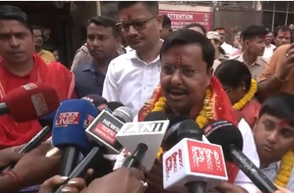 BJP Leader Nitin Nabin Offers Prayers at Kamakhya Temple