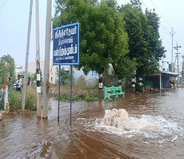 Cauvery Integrated Drinking Water Pipeline Bursts