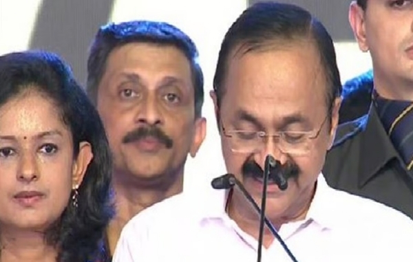 கேரள மாநிலத்தின் முதல்வராக வி.டி.சதீசன் பதவியேற்பு கேரள மாநிலத்தின் முதல்வராக வி.டி.சதீசன் பதவியேற்பு