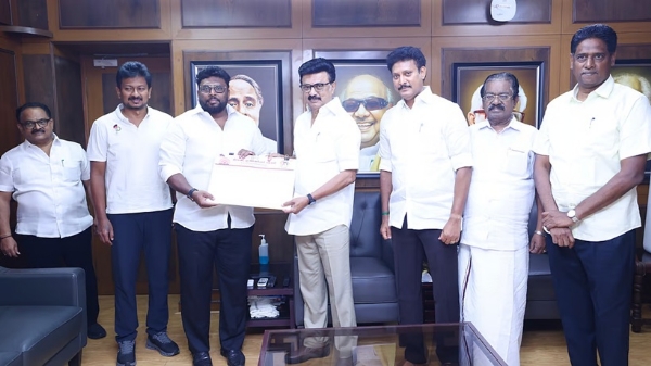 Former Congress functionary Aleem Al Bukhari joins DMK Former Congress functionary Aleem Al Bukhari joins DMK