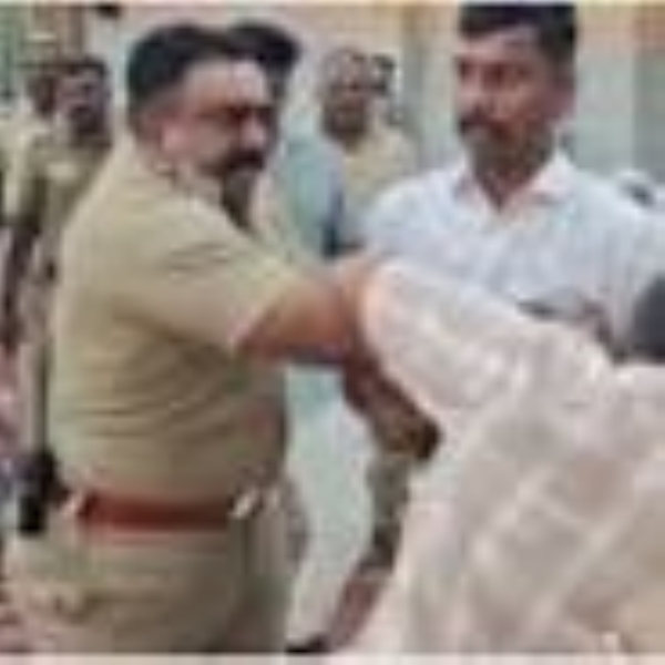 ஆய்வாளர் ஆய்வாளர்