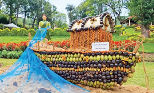 Fruit Exhibition begins