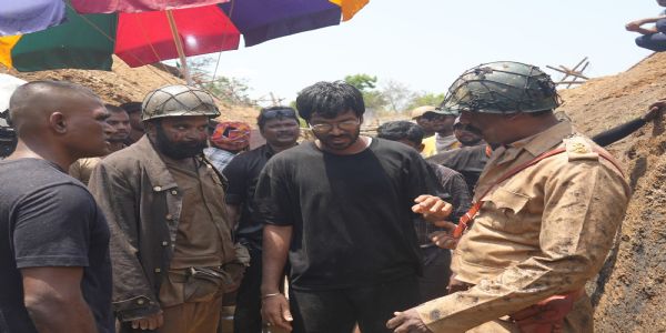 சசிகுமார் முன்னணி கதாபாத்திரத்தில் நடிக்கும் புதிய படத்தின் படப்பிடிப்பு நிறைவு!