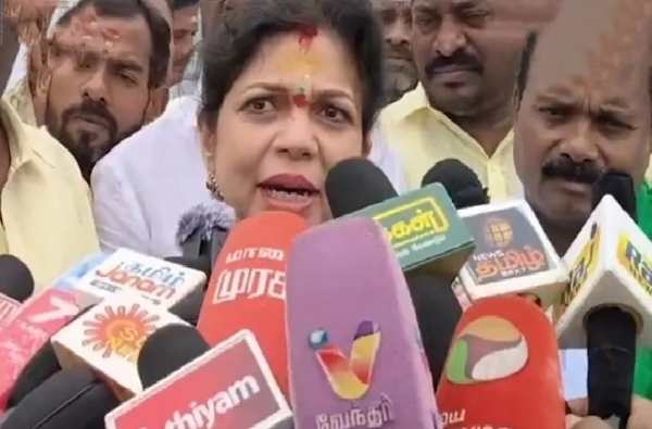 அதிமுக எம்.எல்.ஏ.க்கள் தவெகவில் இணைவது துரதிருஷ்டவசமானது - சௌமியா அன்புமணி விமர்சனம் அதிமுக எம்.எல்.ஏ.க்கள் தவெகவில் இணைவது துரதிருஷ்டவசமானது - சௌமியா அன்புமணி விமர்சனம்