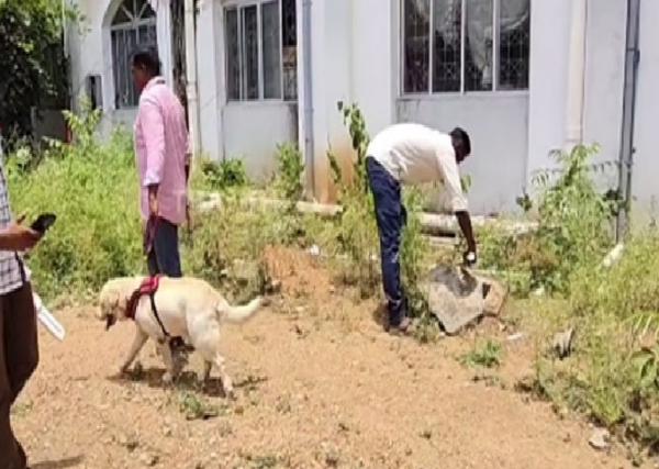 புதுக்கோட்டை மாவட்ட ஆட்சியர் அலுவலகத்திற்கு வெடிகுண்டு மிரட்டல்