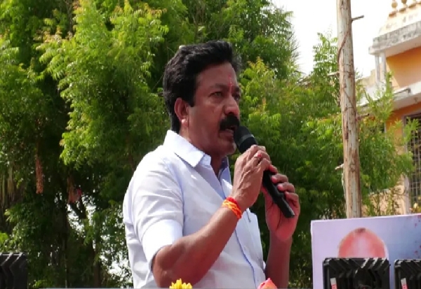 மயிலம் தொகுதி மக்களுக்கு 2வது நாளாக நன்றி தெரிவித்த சி.வி. சண்முகம்