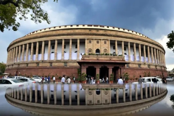 தமிழ்நாட்டில் காலியான மாநிலங்களவை இடத்துக்கு தேர்தல் அறிவிப்பு – நாளை முதல் வேட்புமனு தாக்கல் தொடக்கம் தமிழ்நாட்டில் காலியான மாநிலங்களவை இடத்துக்கு தேர்தல் அறிவிப்பு – நாளை முதல் வேட்புமனு தாக்கல் தொடக்கம்