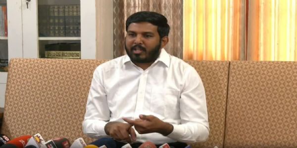 த.வெ.க ஆட்சி அமைப்பதில் இடையூறு செய்யும் ஆளுநரை கண்டிக்க த.வெ.க அஞ்சுகிறது - ஆளூர் ஷா நவாஸ்
