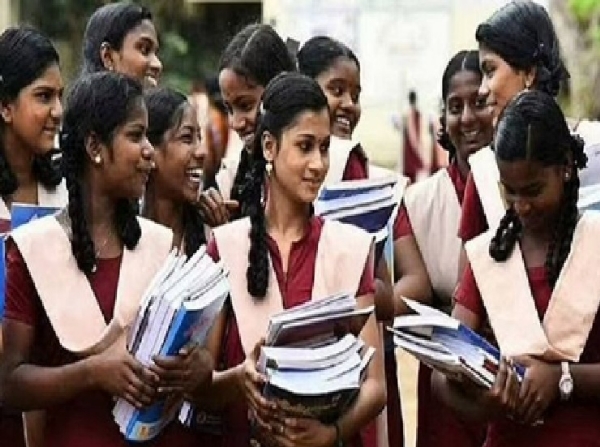 புதுச்சேரி, காரைக்காலில் 12-ம் வகுப்பில் 7390 மாணவர்கள் தேர்ச்சி