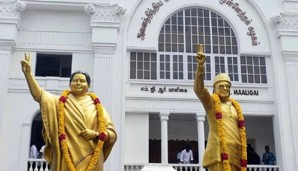 தேர்தல் தோல்வி குறித்து காஞ்சிபுரம் மாவட்ட அதிமுக நிர்வாகிகளுடன் எடப்பாடி பழனிச்சாமி தீவிர ஆலோசனை தேர்தல் தோல்வி குறித்து காஞ்சிபுரம் மாவட்ட அதிமுக நிர்வாகிகளுடன் எடப்பாடி பழனிச்சாமி தீவிர ஆலோசனை