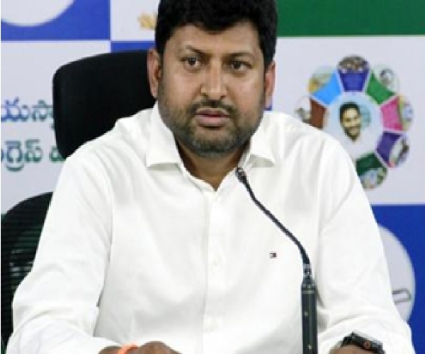 வழக்கறிஞர் வீட்டை இடிக்க முயன்றதாக ஆந்திரப்பிரதேச எம்.எல்.ஏ சிந்தமனேனி மீது புகார் - எம்.எல்.ஏ அப்பய்யா சவுத்ரி கண்டனம் வழக்கறிஞர் வீட்டை இடிக்க முயன்றதாக ஆந்திரப்பிரதேச எம்.எல்.ஏ சிந்தமனேனி மீது புகார் - எம்.எல்.ஏ அப்பய்யா சவுத்ரி கண்டனம்