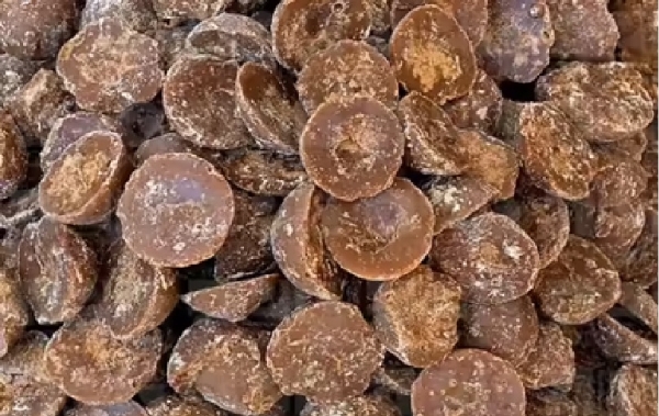 Health benefits of consuming palm jaggery