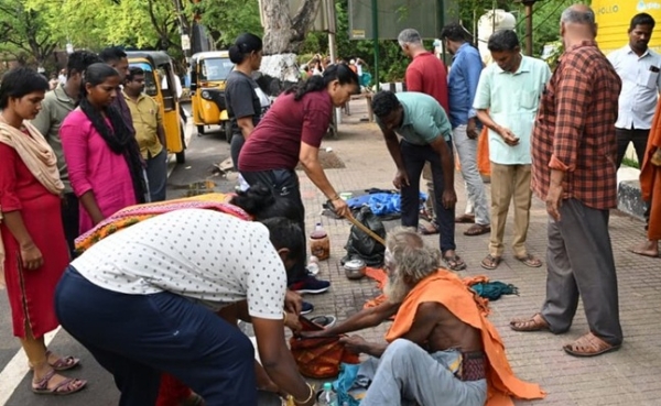 திருவண்ணாமலை கிரிவலப் பாதையில் போதைப்பொருள் சோதனை - டிஎஸ்பி தலைமையில் போலீசார் அதிரடி திருவண்ணாமலை கிரிவலப் பாதையில் போதைப்பொருள் சோதனை - டிஎஸ்பி தலைமையில் போலீசார் அதிரடி