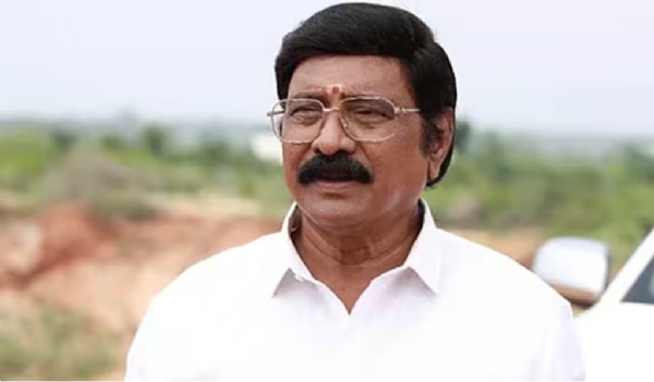அதிமுகவிலிருந்து விலகிய இயக்குனர் ஆர்.வி. உதயகுமார் - த.வெ.க -வில் இணைய திட்டம் அதிமுகவிலிருந்து விலகிய இயக்குனர் ஆர்.வி. உதயகுமார் - த.வெ.க -வில் இணைய திட்டம்